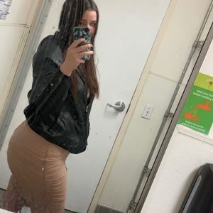 Meet your Posher, Destiny